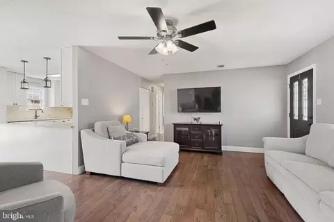 2511 Eugene Ave, Sparrows Point, MD 21219 photo 4