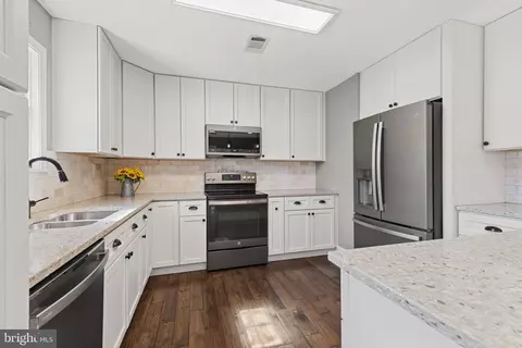 2511 Eugene Ave, Sparrows Point, MD 21219 photo 10
