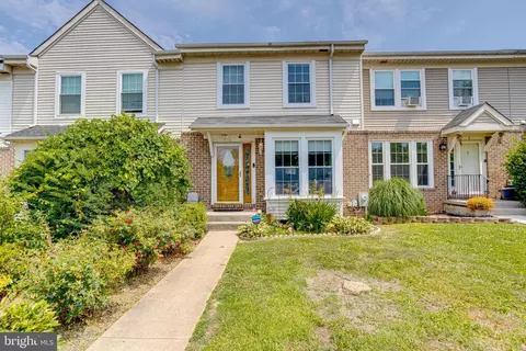 6 Empire Ct, Reisterstown, MD 21136