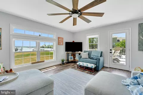 Living - 1300 Burke Rd, Middle River, MD 21220 photo 1 of 2