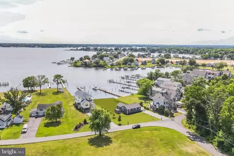 View/Area - 1300 Burke Rd, Middle River, MD 21220 photo 4 of 9