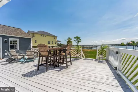 Exterior - 1300 Burke Rd, Middle River, MD 21220 photo 2 of 4