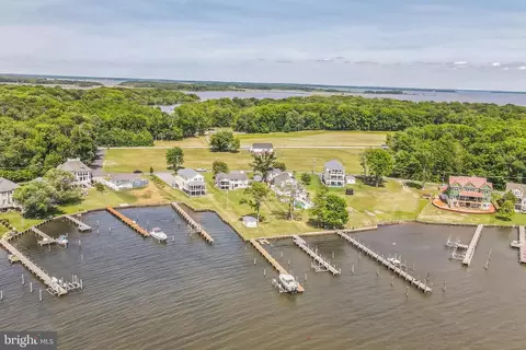View/Area - 1300 Burke Rd, Middle River, MD 21220 photo 6 of 9