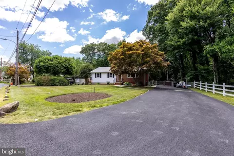 214 West Rd, Essex, MD 21221