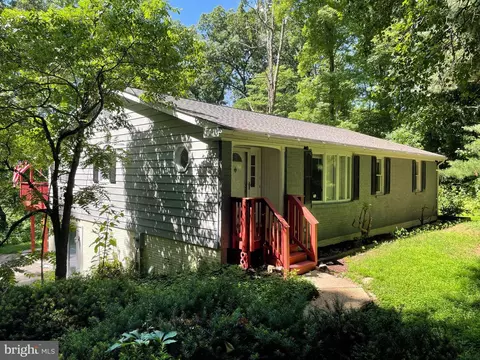 7 Jordan Mill Ct, White Hall, MD 21161