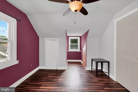 Bedroom - 5630 Ashbourne Rd, Halethorpe, MD 21227 photo 7 of 8