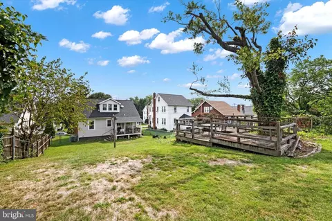 Exterior - 5630 Ashbourne Rd, Halethorpe, MD 21227 photo 4 of 4