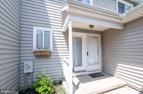 6 Killala Ct, Lutherville Timonium, MD 21093