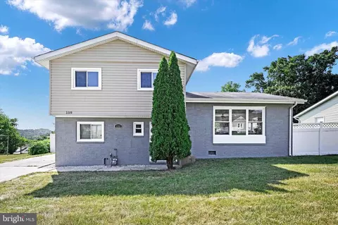 3209 Saint Lukes Ln, Gwynn Oak, MD 21207
