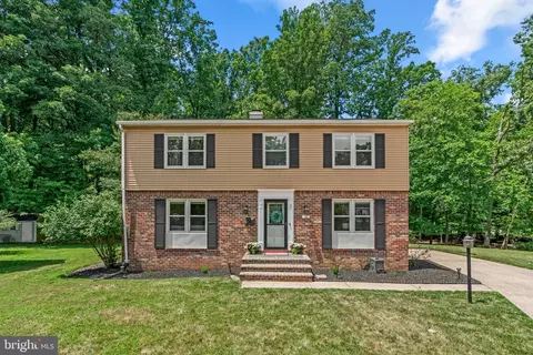 10 Dale Mills Ct, Catonsville, MD 21228