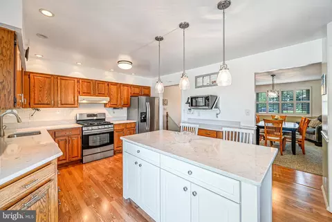 Kitchen - 5508 Hamilton Ave, Baltimore, MD 21206 photo 2 of 4