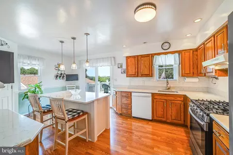 Kitchen - 5508 Hamilton Ave, Baltimore, MD 21206 photo 4 of 4