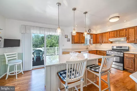 Kitchen - 5508 Hamilton Ave, Baltimore, MD 21206 photo 1 of 4