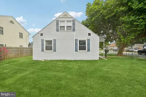 8136 Cornwall Rd, Dundalk, MD 21222 photo 3