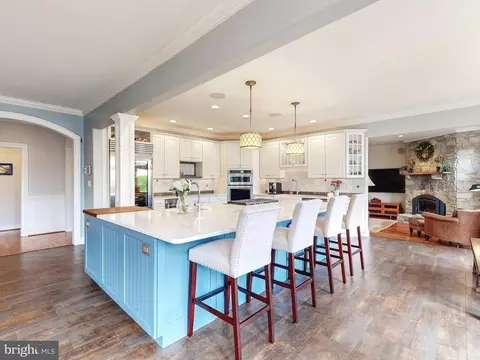 Kitchen - 4023 Cloverland Dr, Phoenix, MD 21131 photo 2 of 8