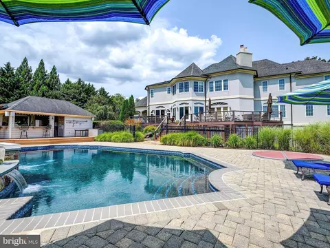 Exterior - 4023 Cloverland Dr, Phoenix, MD 21131 photo 9 of 16