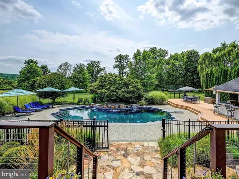 Exterior - 4023 Cloverland Dr, Phoenix, MD 21131 photo 7 of 16