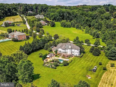 View/Area - 4023 Cloverland Dr, Phoenix, MD 21131 photo 2 of 8