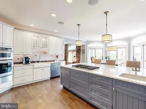 Kitchen - 4023 Cloverland Dr, Phoenix, MD 21131 photo 4 of 8