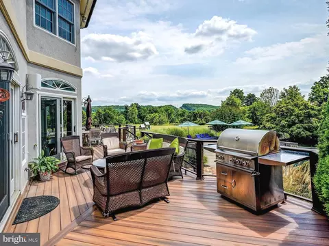 Exterior - 4023 Cloverland Dr, Phoenix, MD 21131 photo 5 of 16