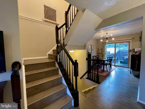 Entry Way - 6 Marissa Ct, Nottingham, MD 21236 photo 1 of 7