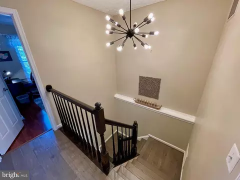 Entry Way - 6 Marissa Ct, Nottingham, MD 21236 photo 5 of 7