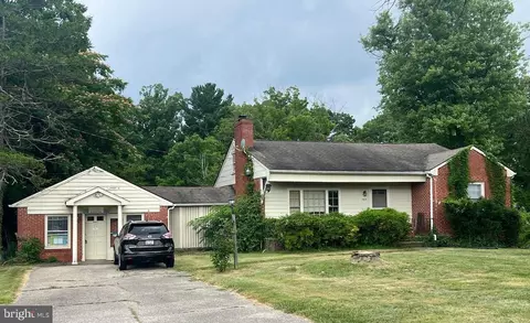 1404 Rolling, Catonsville, MD 21228