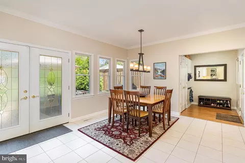 Entry Way - 4520 E Joppa Rd, Perry Hall, MD 21128 photo 3 of 4