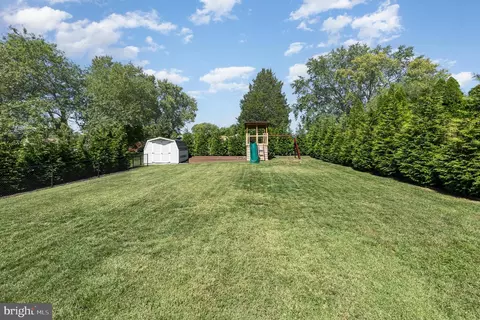Exterior - 4520 E Joppa Rd, Perry Hall, MD 21128 photo 8 of 9