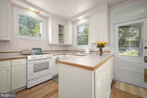 Kitchen - 6508 Beverly Rd, Idlewylde, MD 21239 photo 1 of 7