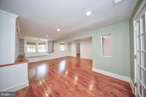 Living - 3310 Blenheim, Phoenix, MD 21131 photo 4 of 6