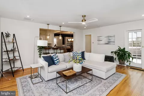 810 Kingston Rd, Baltimore, MD 21212 photo 14