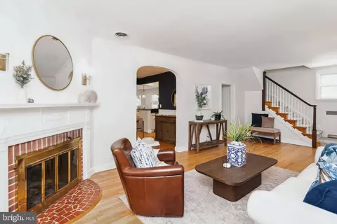 810 Kingston Rd, Baltimore, MD 21212 photo 5