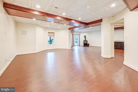 Living - 3517 Southside Ave, Phoenix, MD 21131 photo 6 of 6