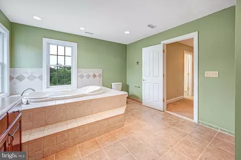 Bath - 3517 Southside Ave, Phoenix, MD 21131 photo 6 of 11