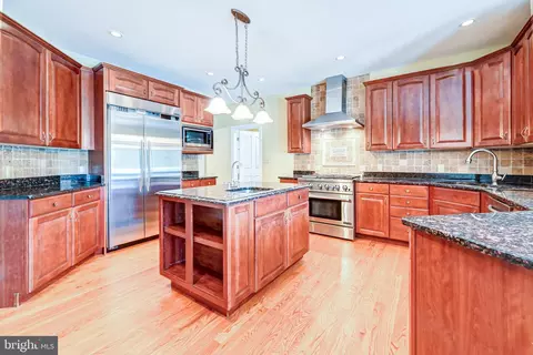 Kitchen - 3517 Southside Ave, Phoenix, MD 21131 photo 1 of 5