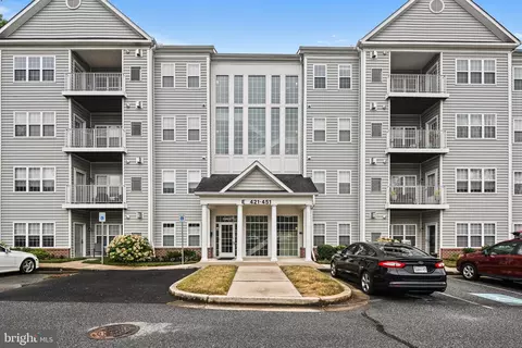 429 Hopkins Landing Dr #429, Essex, MD 21221