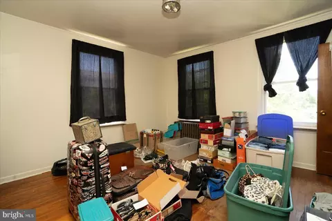 Bedroom - 916 Elm Ridge Ave, Baltimore, MD 21229 photo 1 of 3