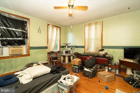 Other - 916 Elm Ridge Ave, Baltimore, MD 21229 photo 2 of 9