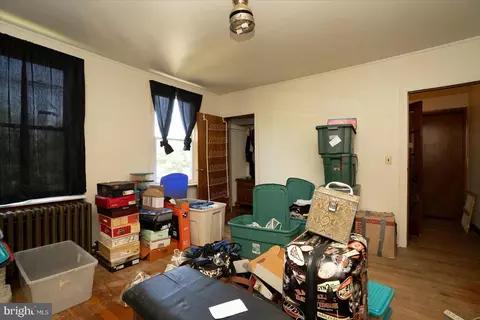 Bedroom - 916 Elm Ridge Ave, Baltimore, MD 21229 photo 2 of 3