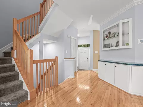 Entry Way - 44 Taverngreen Ct, Baltimore, MD 21209 photo 2 of 2