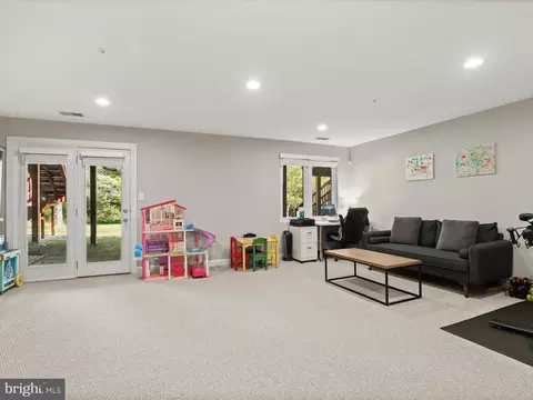 Other - 44 Taverngreen Ct, Baltimore, MD 21209 photo 4 of 5