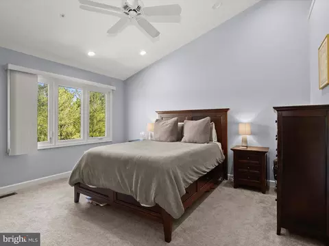 Bedroom - 44 Taverngreen Ct, Baltimore, MD 21209 photo 2 of 10