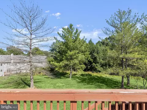 Exterior - 44 Taverngreen Ct, Baltimore, MD 21209 photo 6 of 8