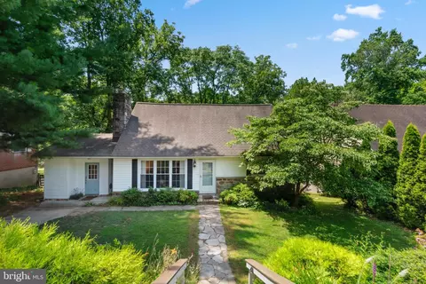6714 Glenkirk Rd, Baltimore, MD 21239