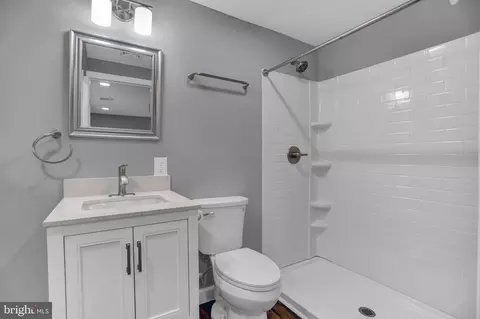 Bath - 2403 Maple, Sparrows Point, MD 21219 photo 1 of 2