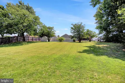 Exterior - 2403 Maple, Sparrows Point, MD 21219 photo 7 of 10