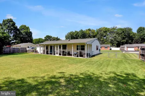 Exterior - 2403 Maple, Sparrows Point, MD 21219 photo 9 of 10