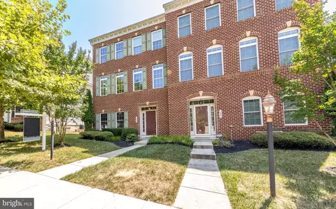 8609 Springvale Dr, Lutherville Timonium, MD 21093