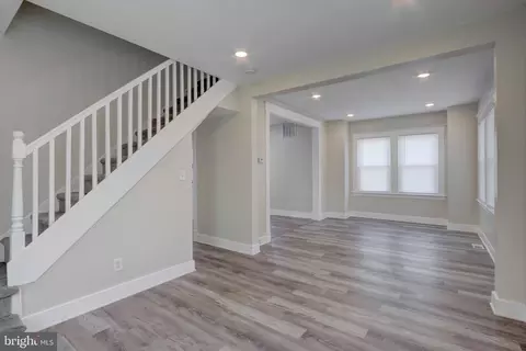 Entry Way - 2514 Snyder Ave S, Sparrows Point, MD 21219 photo 3 of 9